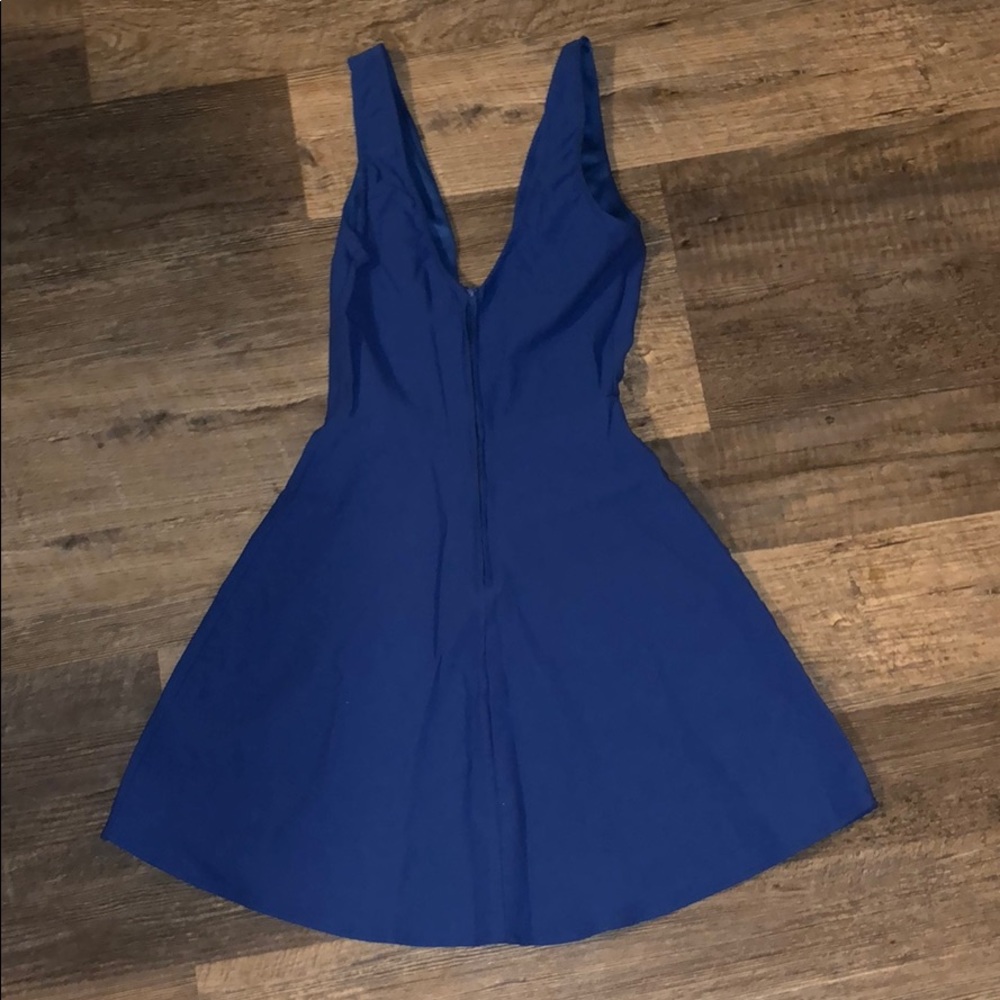 Dress - Picture 3 of 3